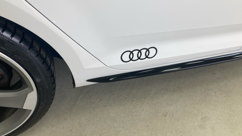 Audi A4 35 TDI Black Edition 5dr S Tronic Diesel Estate